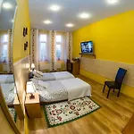 Hostel Kamienica *